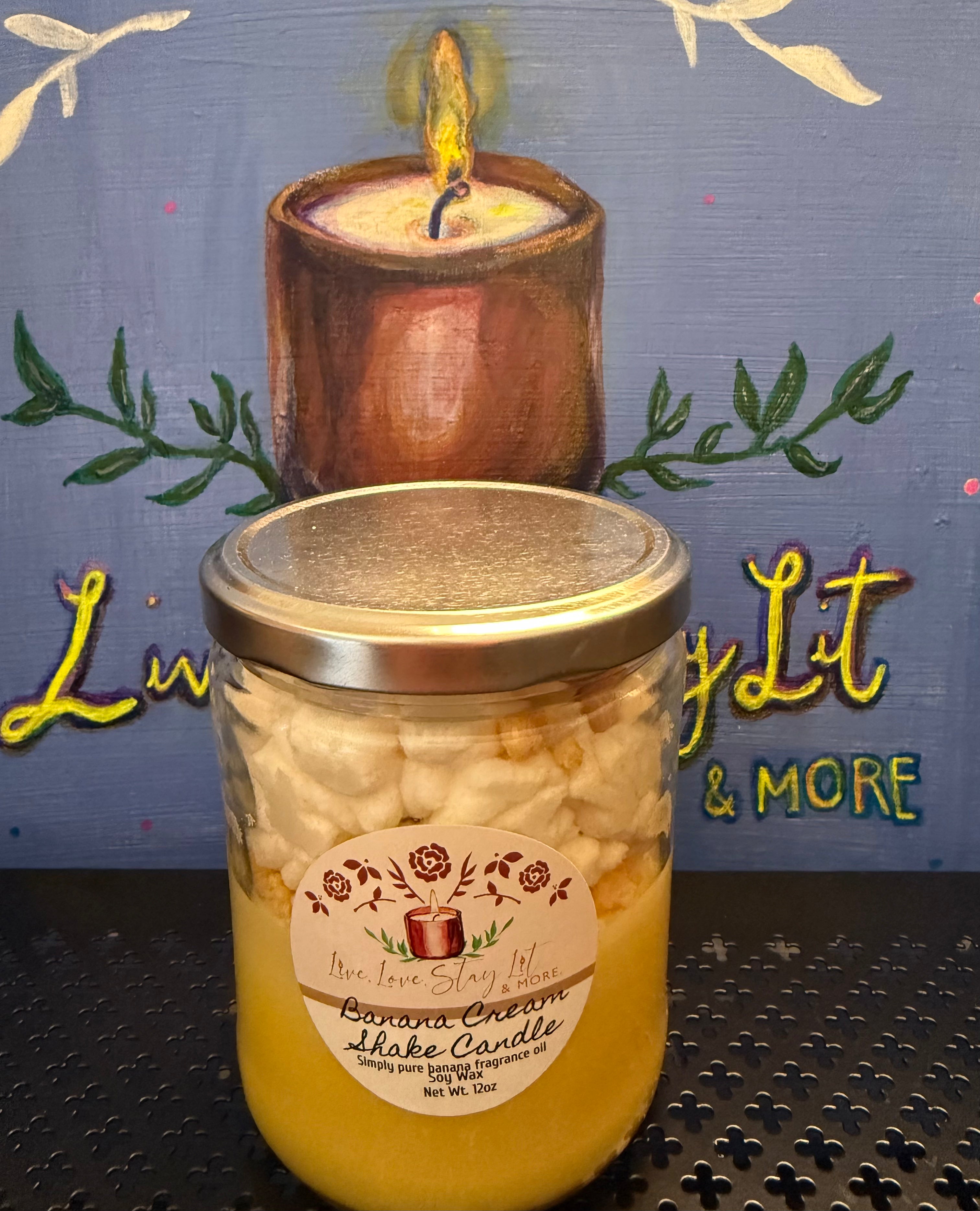 Banana Cream Candle – Realistic Dessert Candle with Whipped Wax, Banana Slices & Vanilla Wafers | Sweet Banana & Vanilla Scented Soy Candle