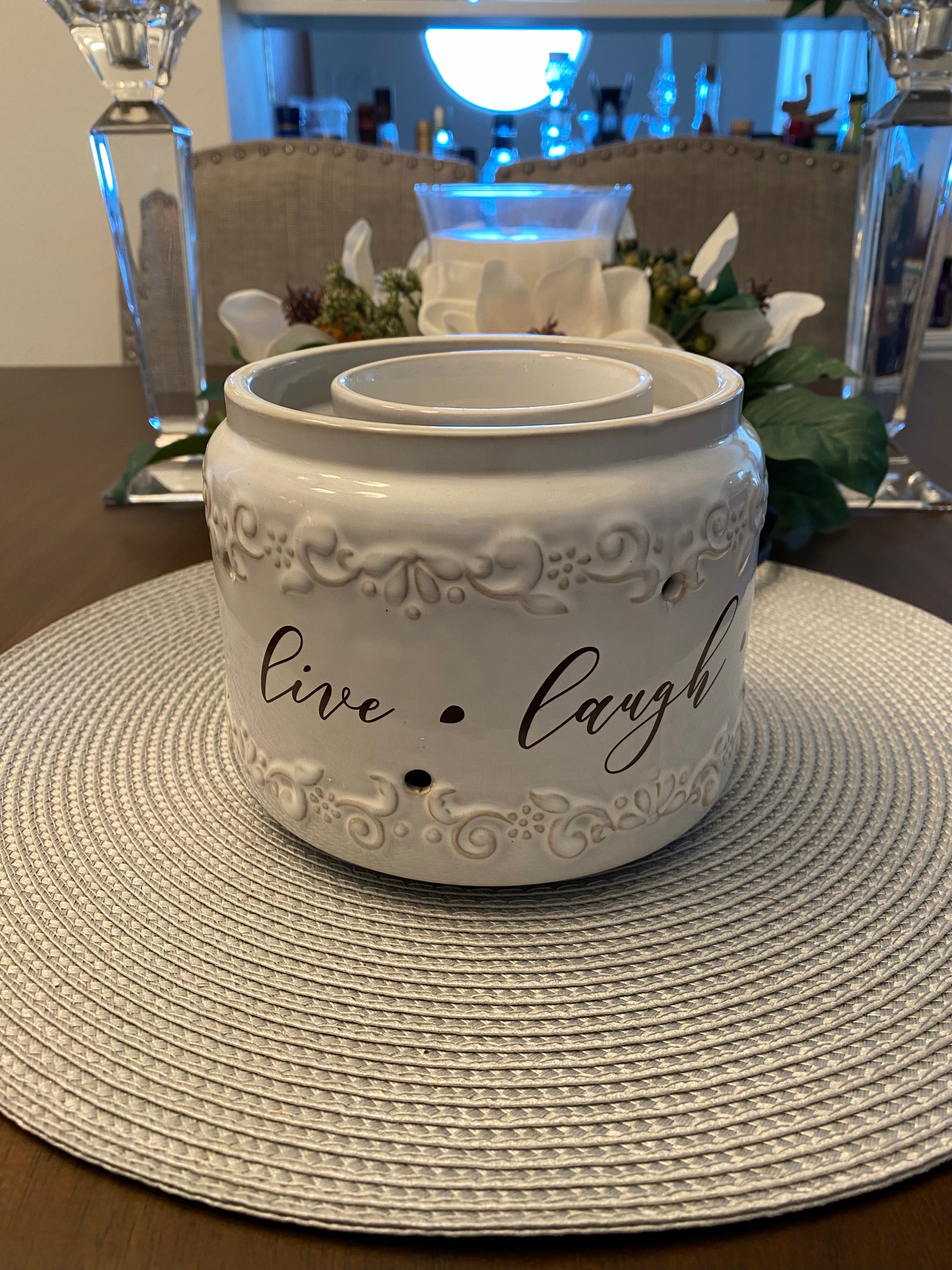 Live, Laugh, Love Fan Fragrance Warmer – Whisper-Quiet Electric Wax Melt Warmer | Circulating Fan for Full-Room Freshness & Clean, Flameless Scent