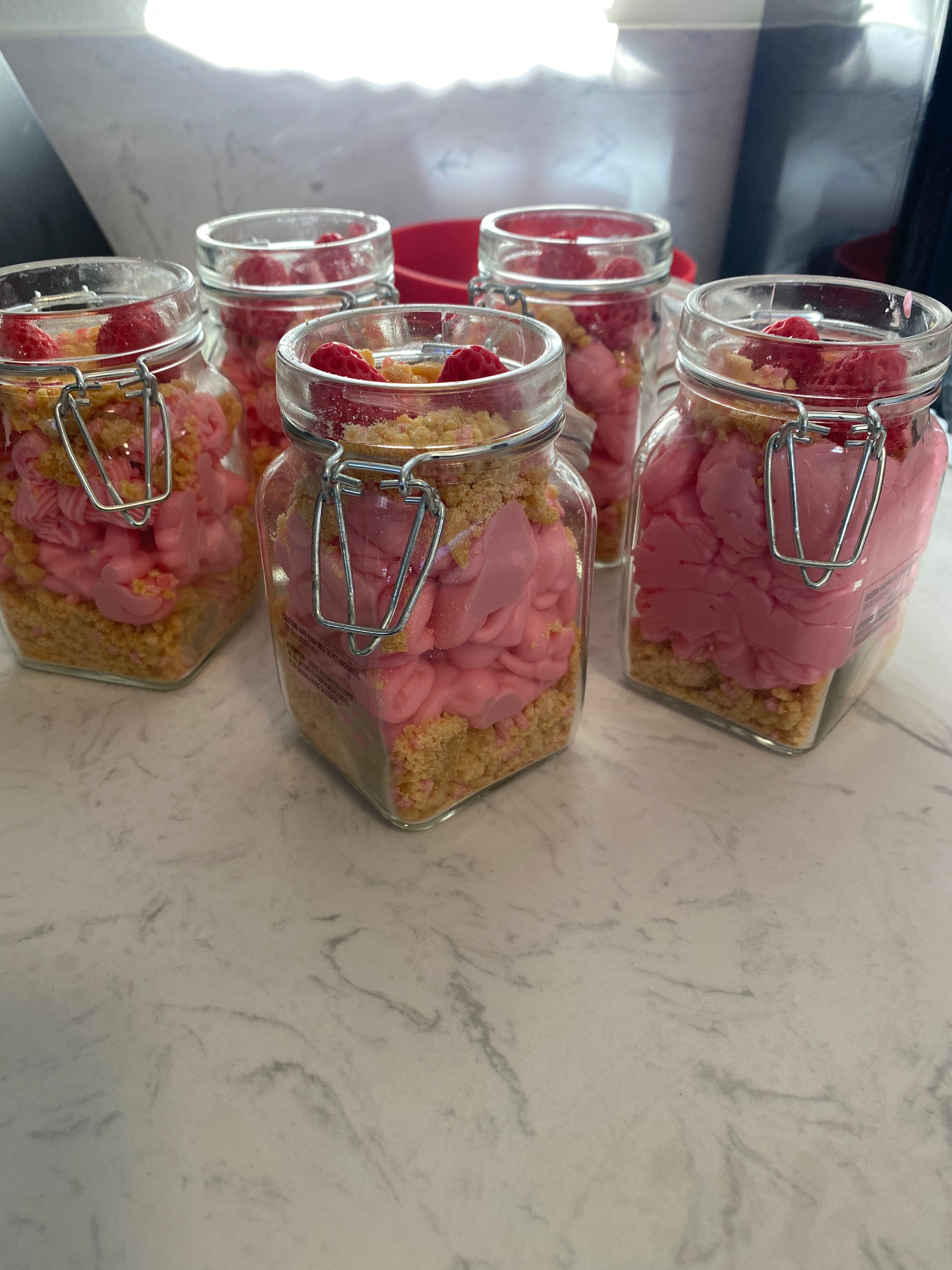 Strawberry Crumble Wax Melt – Dessert Inspired Soy Wax Melts with Vanilla & Tonka Bean | Handmade Wax Melts