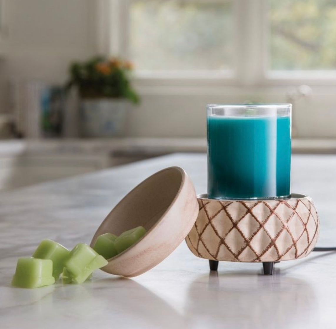 2-in-1 Classic Fragrance Warmer – Lattice Design | Electric Wax Melt & Candle Warmer | Use with Jar Candles or Wax Melts, Flame-Free Home Fragrance