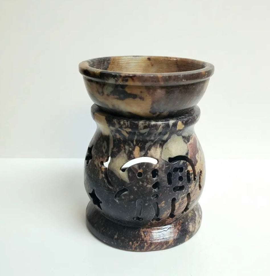 Soapstone Oil Burner – Handcrafted Essential Oil & Wax Melt Warmer | Natural Aromatherapy Diffuser, Heat-Safe, Elegant Home Fragrance Decor